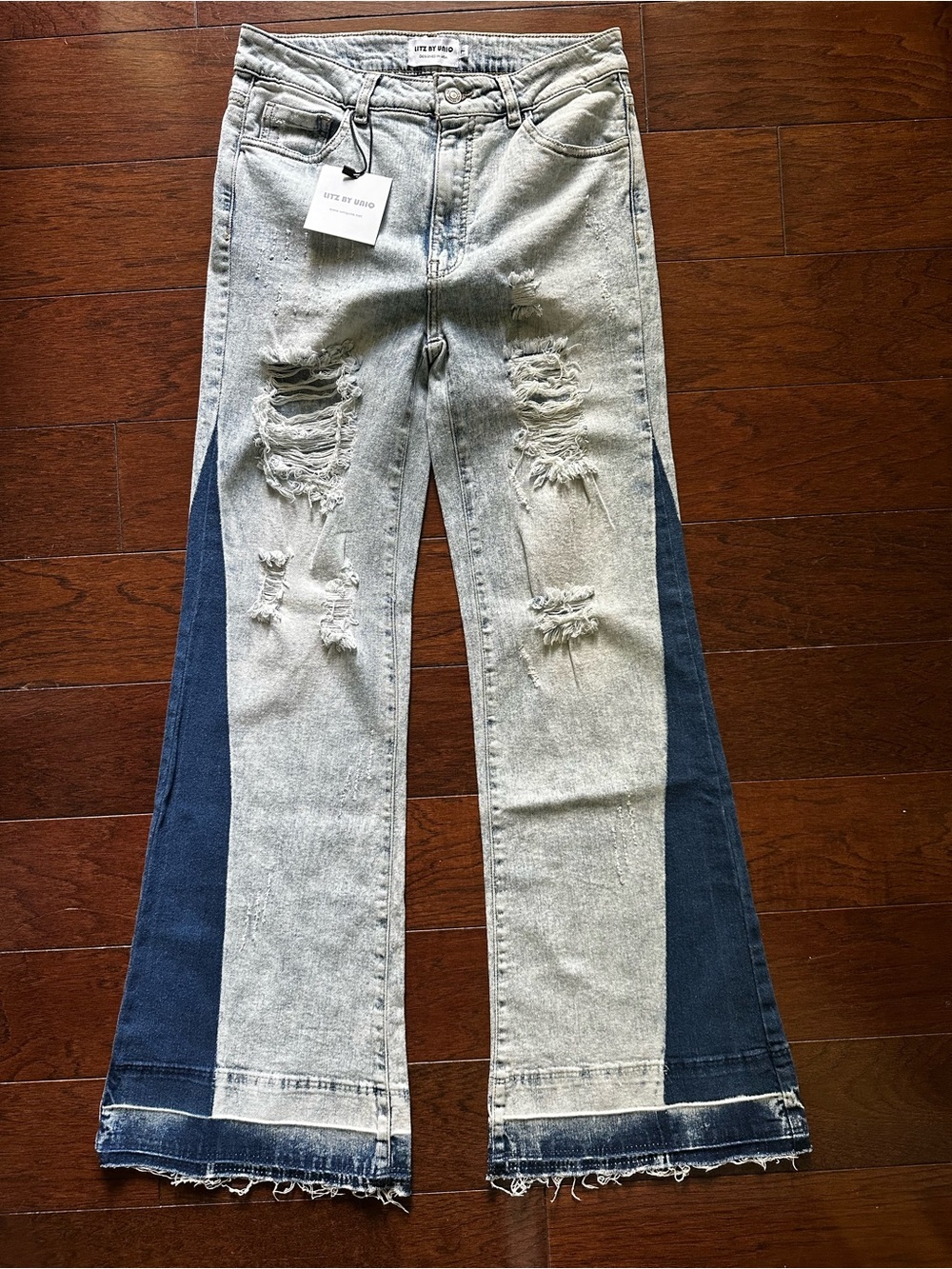 Two-Tone Distressed Flare Jeans acid wash raw hem distressed NWT
